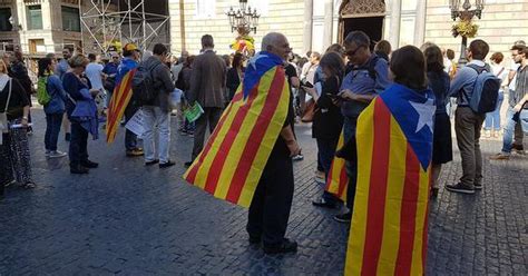demonstraties  barcelona  vrezen dictatuur buitenland telegraafnl