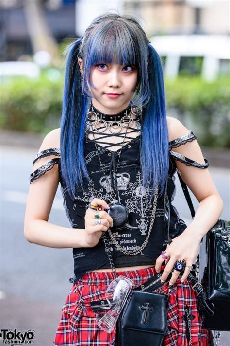 twin blue tails and leather o ring choker tokyo fashion