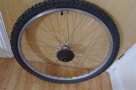mountain bike   rear wheel  speed cassette  tyre  deliver  local  downend