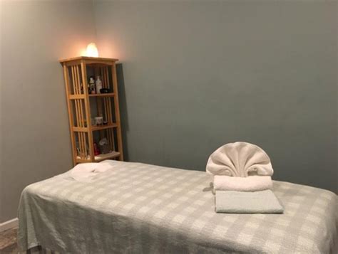 spa massage contacts location  reviews zarimassage