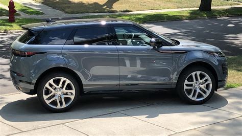 review pricey  range rover evoque   maddening oversight