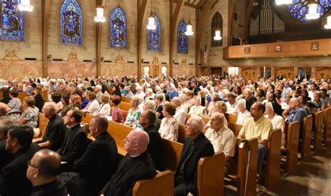 Clergy Lead Prayers For Healing From Abuse Scandal In Illinois N J