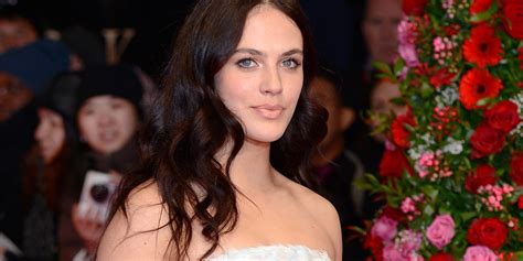 Downton Abbey Star Jessica Brown Findlay Sex Tape Leaks