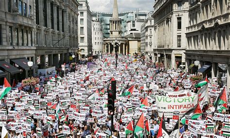 thousands march  london  protest  israeli military action  gaza world news