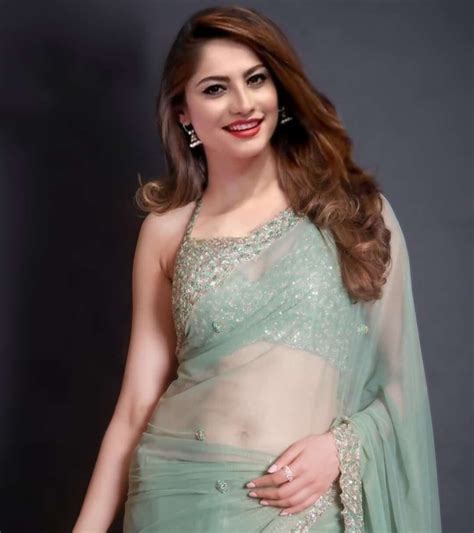 neelam muneer latest photos hd pakistani actress saree photoshoot