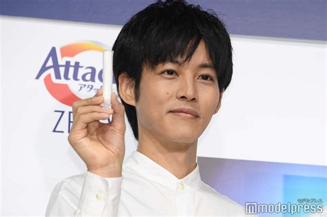 菅田将暉、松坂桃李の表情管理を絶賛「お芝居では見れないキレがすごい」 モデルプレス