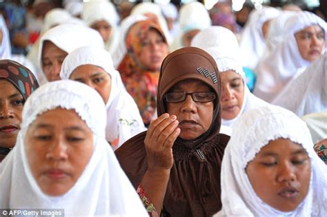 indonesian city bans valentine s day after mayor declares youth should