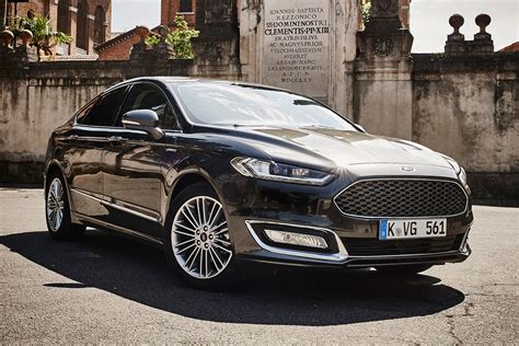 ford mondeo vignale review auto express