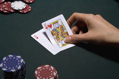 play  card poker   casino