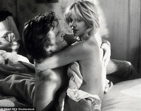 goldie hawn naked sexy porn pics and movies