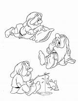 Coloring Pages Dwarfs Seven Snow Disney Library Clipart Kidsunder7 sketch template