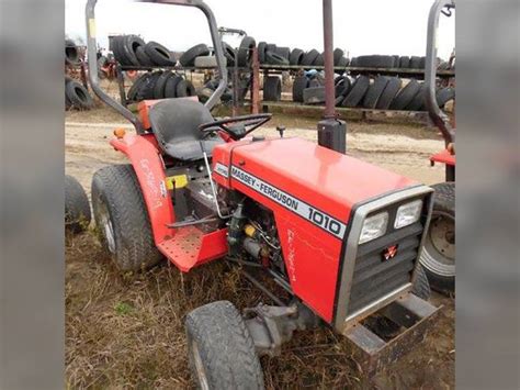 massey ferguson  dismantled tractor eq   states ag parts