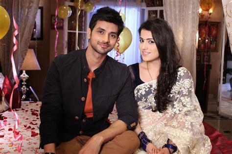 Free Download Hd Wallpapers Ishani And Ranveer Romantic