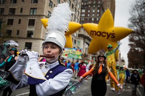Macy’s Thanksgiving Day Parade 2015 What Time And When Starts