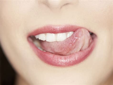 your tongue is probably filthy here s how to clean it self