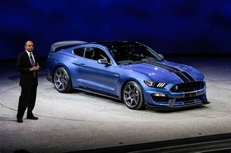 presenting     ford shelby gtr mustang rw carbons blog