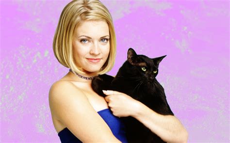 The New Sabrina The Teenage Witch Reboot Sounds Bewitchingly Badass