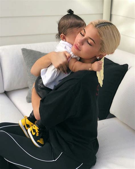 kylie jenner with her daughter kylie jenner kardashian kylie