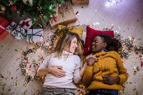 11 Cute New Christmas Traditions For Holiday Loving Lesbians Go Magazine