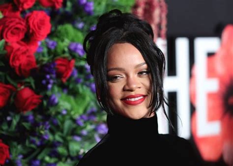the best and worst looks at rihanna s 2019 diamond ball the citizen