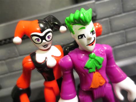 action figure review the joker and harley quinn from dc super friends
