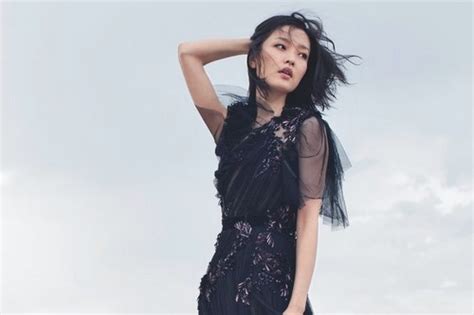 top 10 hottest chinese models and actresses wonderslist
