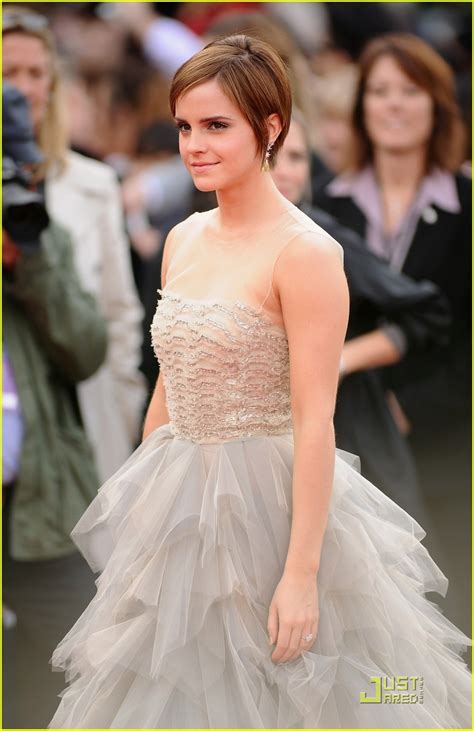 Full Sized Photo Of Emma Watson Deathly Hallows Premiere 20 Photo