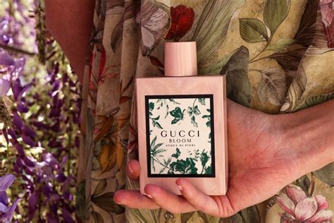 perfume review gucci bloom acqua  fiori jus de rose