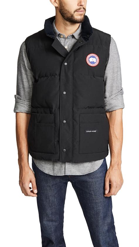 canada goose goose freestyle crew vest in graphite black for men