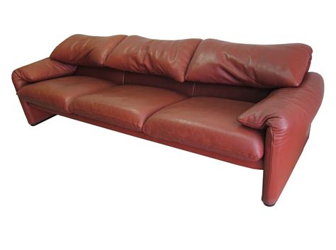 vintage leather maralunga sofa  vico magistretti  cassina
