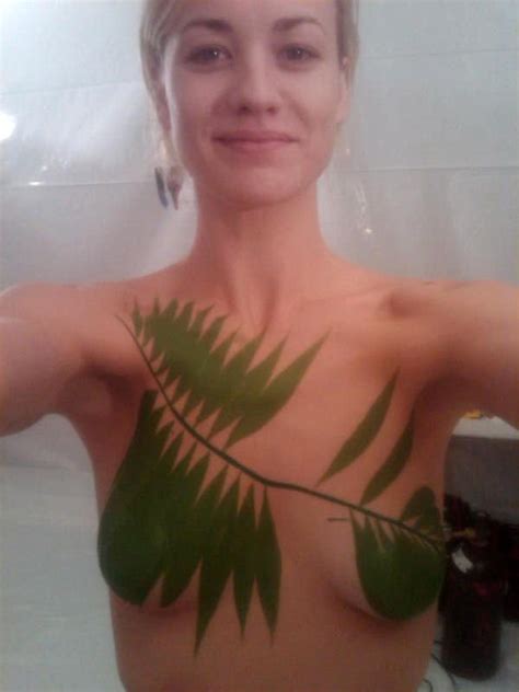 yvonne strahovski naked leaked photos scandalpost