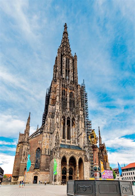 ulm   cathedral     largest   world majestic