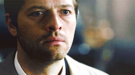 I Can T Stand To See Him Tear Up Or Cry😭😭😭 Castiel Supernatural