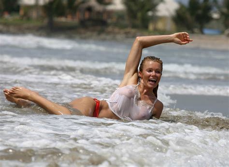 nell mcandrew s nude photos on beach will make your jaw drop celebs unmasked