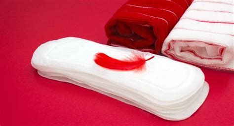 menstruation tip use extra cotton pads to avoid stains on clothes and bed sheets read health
