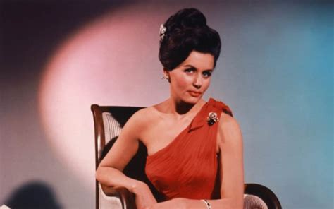 eunice gayson the first bond girl has died aged 90