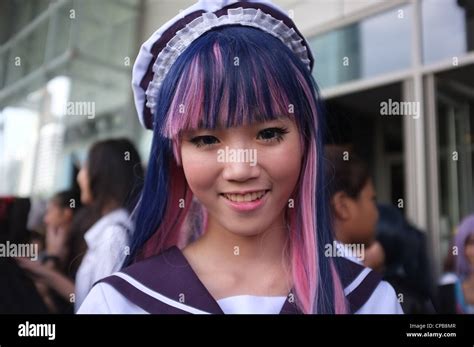 Thai Girls Stockfotos And Thai Girls Bilder Alamy