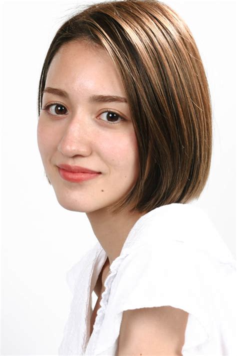 カミラ・o モデル タレント 詳細画面 東京で外国人モデル・タレント・ナレーターをお探しならフリー・ウエイブ