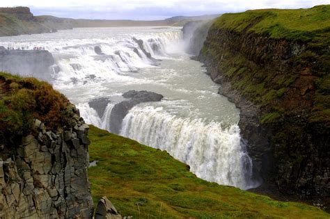 world s most beautiful and amazing waterfalls