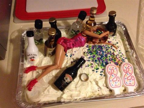 Adult Cake For Twenty Somethings 22 Geburtstagskuchen Lustige