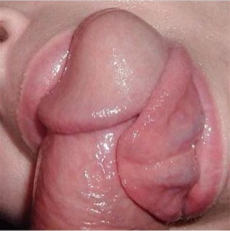lips around cock close up