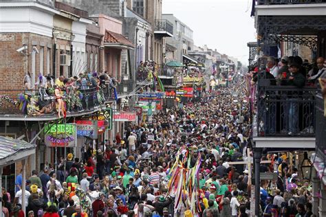 orleans mardi gras parades  cancelled  covid  outbreak