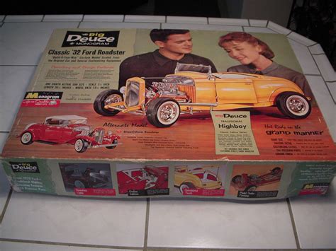 Vintage~the Big Deuce Classic 32 Ford Roadster By Monogram 1 8 Scale