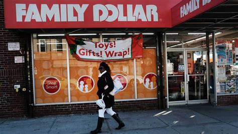 family dollar  close   stores rebrand   locations