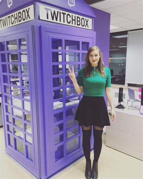 Sjokz Pretty Babe Skirt Fashion Instagram Girls