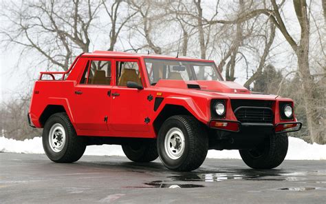 lamborghini lm rare  suv  road wheels