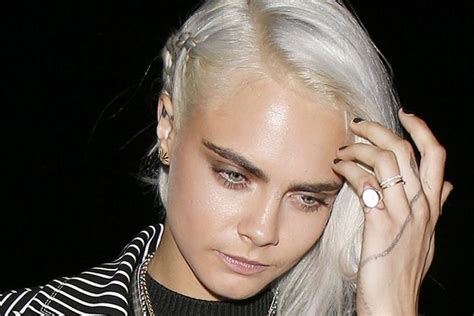 Cara Delevingne’s Grey Hair Is Gorgeous Glamour Uk