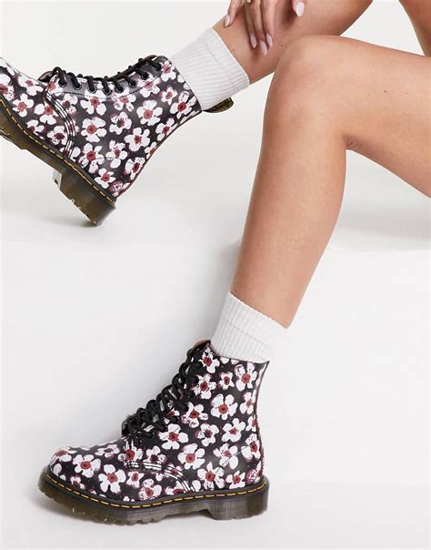 asos  shopping   latest clothes fashion floral dr martens latest fashion