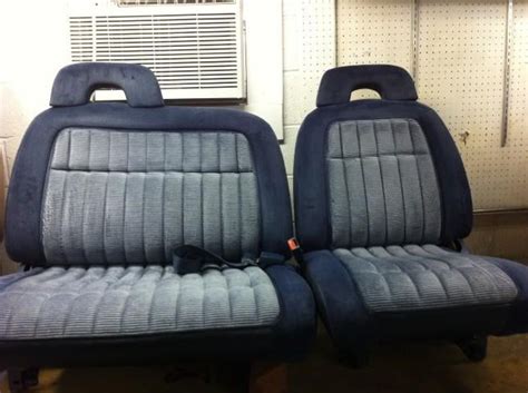 chevy truck split    wd front bench seats yelp