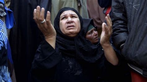 egypt orders mass trials for another 919 islamists bbc news